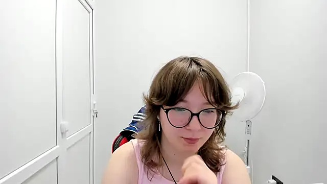 HachiYume online show from 07-15-26, 06:51