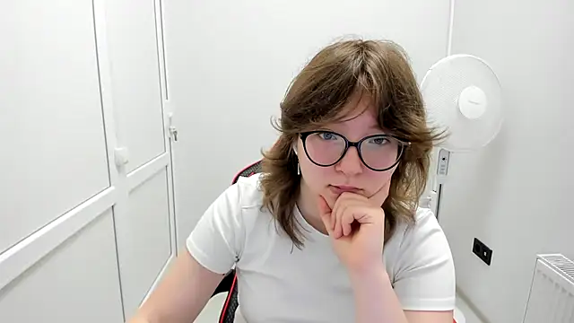 HachiYume online show from 07-23-26, 06:55