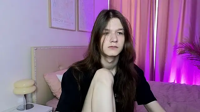 Snapshot of l1l2th chatting on 07-19-26, 03:05 l1l2th online show from 07-19-26, 03:05