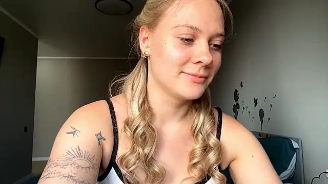 Stefany Bloserful online show from 07-06-26, 02:14