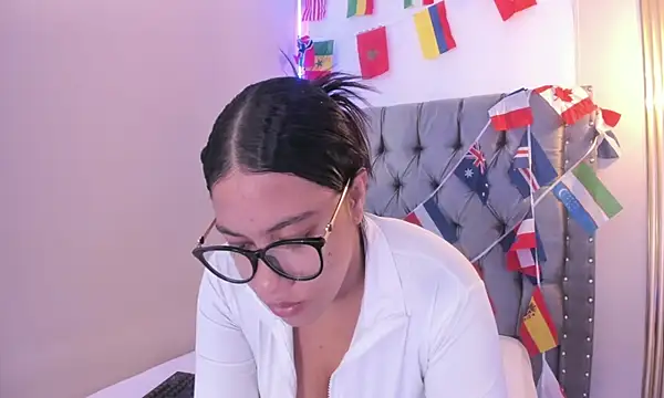 Kataleya Monet  online show from 07-17-26, 12:23