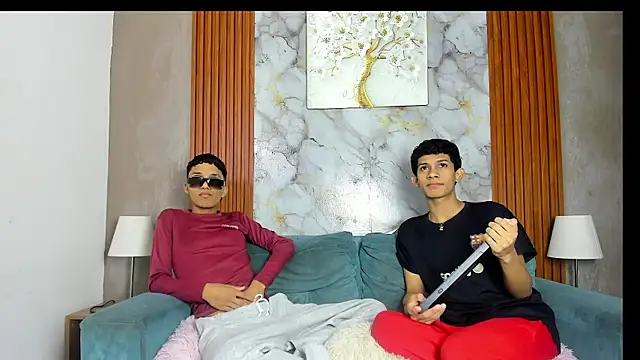 PRETTY LOVERS1 online show from 07-22-26, 01:30