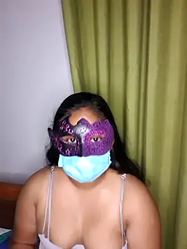 Snapshot of SerenaVale chatting on 07-15-26, 03:17 SerenaVale online show from 07-15-26, 03:17