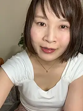 Snapshot of xxmioxx chatting on 07-19-26, 08:23 xxmioxx online show from 07-19-26, 08:23