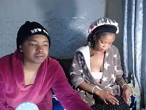 VixenBaddieX online show from 07-26-26, 06:37
