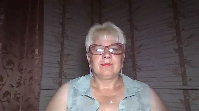 Snapshot of LizaRain777 chatting on 07-27-26, 05:53 LizaRain777 online show from 07-27-26, 05:53