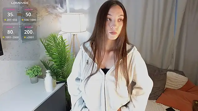 JinnyMenzella online show from 07-25-26, 04:10