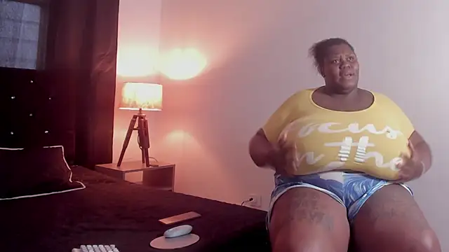 EvelynBlak1 online show from 07-19-26, 02:54