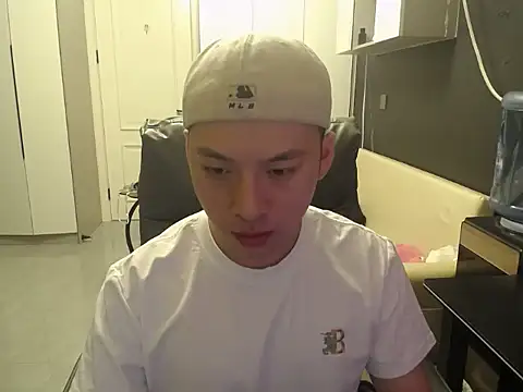 yichen008 online show from 07-16-26, 09:48
