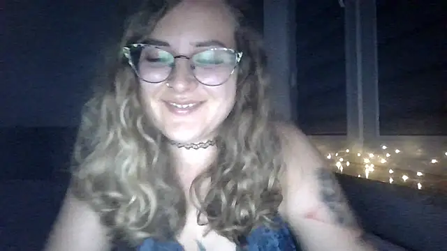 Snapshot of LucyTease chatting on 07-11-26, 07:49 LucyTease online show from 07-11-26, 07:49