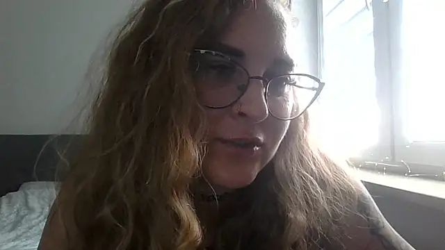 Snapshot of LucyTease chatting on 07-15-26, 02:44 LucyTease online show from 07-15-26, 02:44