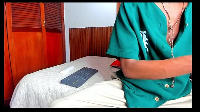 Ikaro blue online show from 07-11-26, 11:39