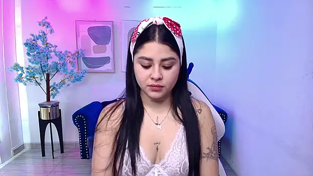 Julie vancouver online show from 07-25-26, 03:59