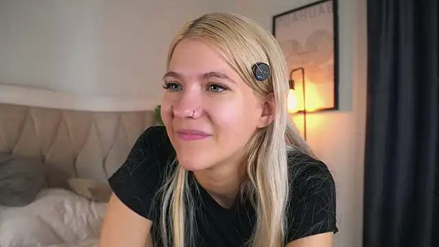 CammyYoula online show from 07-17-26, 01:12