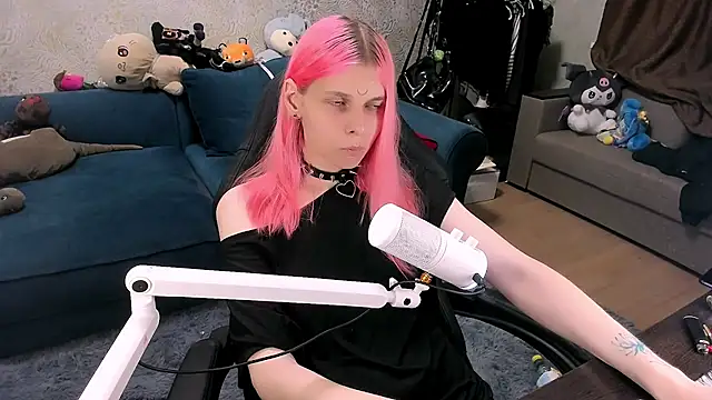 LunaPink69 online show from 07-17-26, 10:36