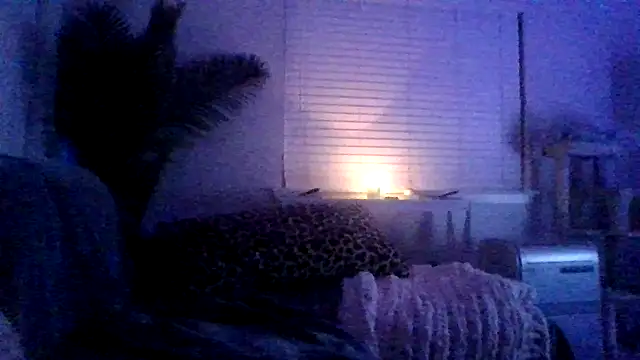 LuciousItaliaaa online show from 07-19-26, 05:00
