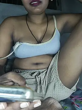 Hot-Sweety7 online show from 07-28-26, 06:42