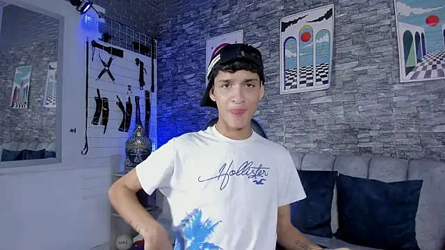 stevensantana1 online show from 07-25-26, 02:53