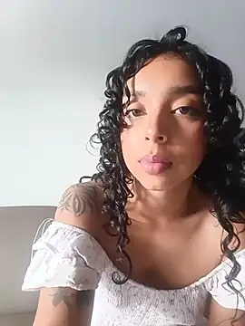 Molly00  online show from 07-11-26, 10:33