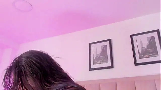CatalinaSaanz  online show from 07-17-26, 06:57
