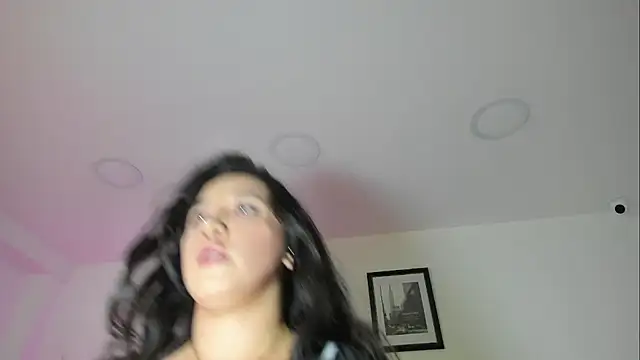 CatalinaSaanz  online show from 07-21-26, 07:05