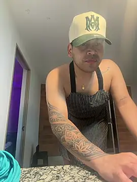 Liam Butler online show from 07-28-26, 03:24