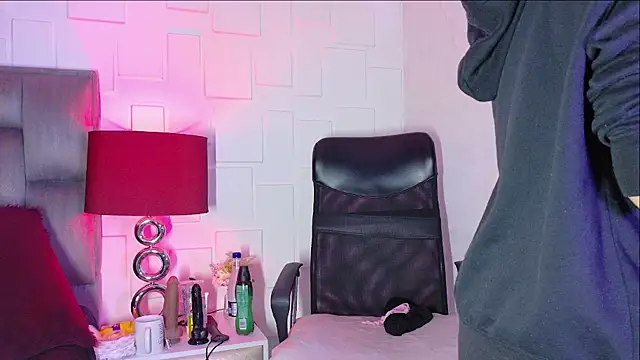KeiryGinger  online show from 07-24-26, 03:04