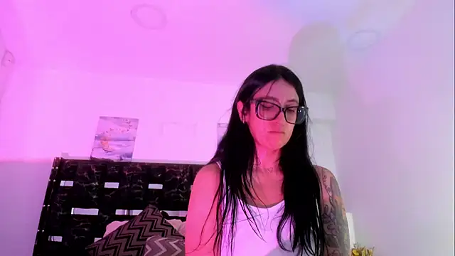 ZarayFeet  online show from 07-22-26, 06:43