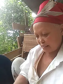 Single-M0m69 online show from 07-19-26, 01:53