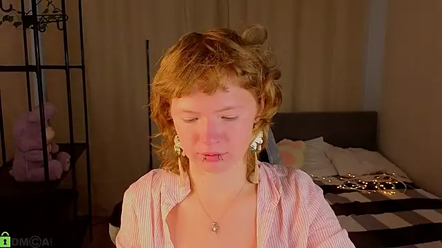VioletDesiree online show from 07-26-26, 01:03