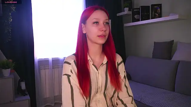FreedaWidmer online show from 07-28-26, 04:39