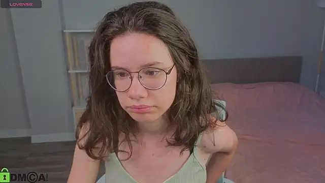 Jessica-Adams online show from 07-19-26, 01:09