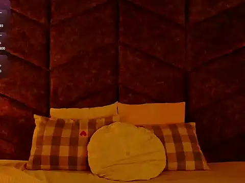 NoeliaSaenz   online show from 07-24-26, 02:31