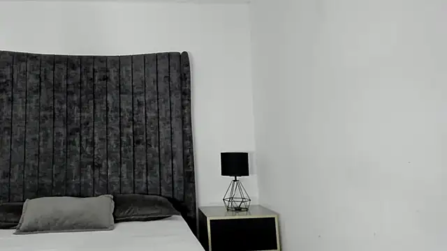 MiaKhal  online show from 07-27-26, 03:46