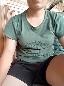 lan-xinh online show from 07-17-26, 10:33