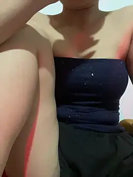 Girl-candy8386 online show from 07-14-26, 03:07