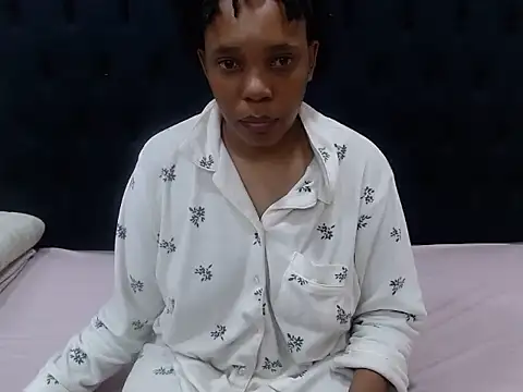 LilacKiss online show from 07-16-26, 10:43