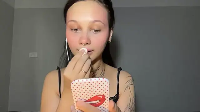 MayraLucarelli online show from 07-19-26, 10:19