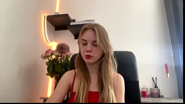 SunnyStrike online show from 07-24-26, 08:45