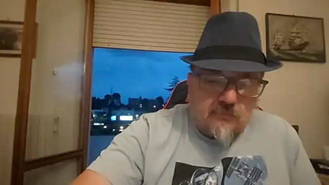 Theitalianpapi online show from 07-23-26, 07:01