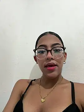 Kimy lux online show from 07-21-26, 11:56
