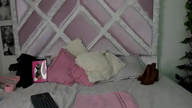 zoe 669 online show from 07-28-26, 11:17