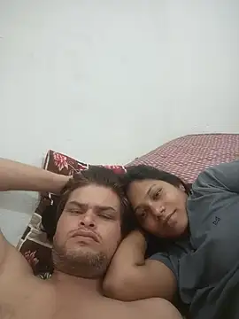Snapshot of Indian_Coupless chatting on 07-19-26, 05:16 Indian Coupless online show from 07-19-26, 05:16