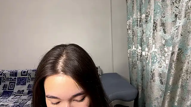 NichollePoque online show from 07-16-26, 05:13