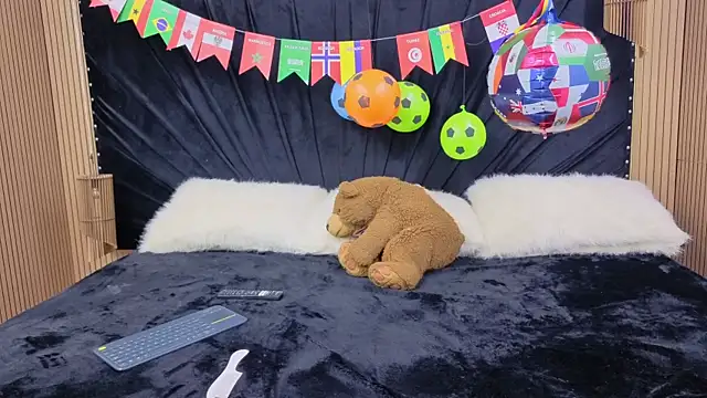 Megan Burning- online show from 07-16-26, 02:34