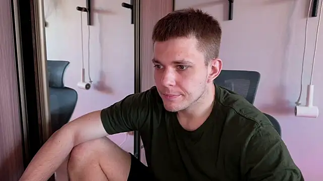 Nikclak online show from 07-18-26, 11:58