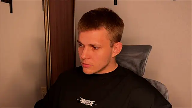 Nikclak online show from 07-21-26, 01:46