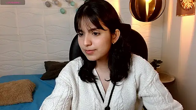 yurii petite online show from 07-16-26, 12:44