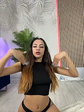 ZaraFuckDoll online show from 07-25-26, 07:44