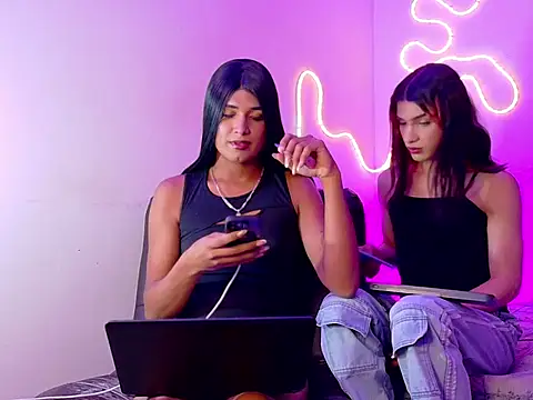 Allison baby  online show from 07-24-26, 04:54